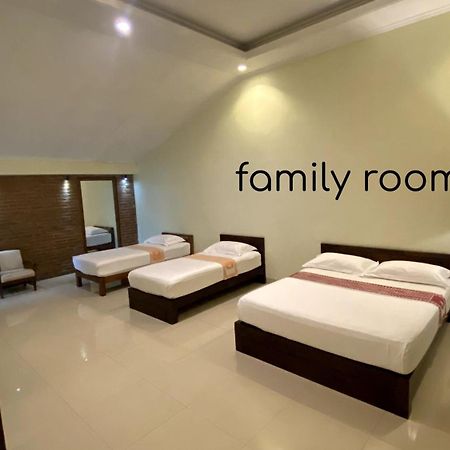 Puri Pangeran Hotel Yogyakarta Exterior photo