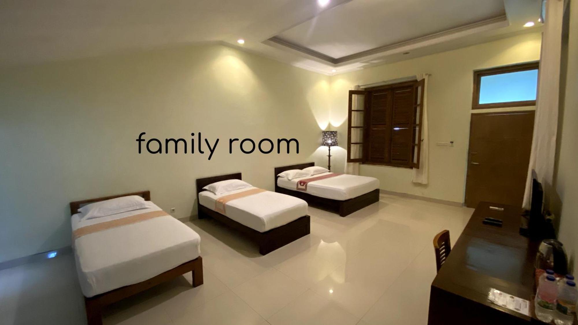 Puri Pangeran Hotel Yogyakarta Exterior photo